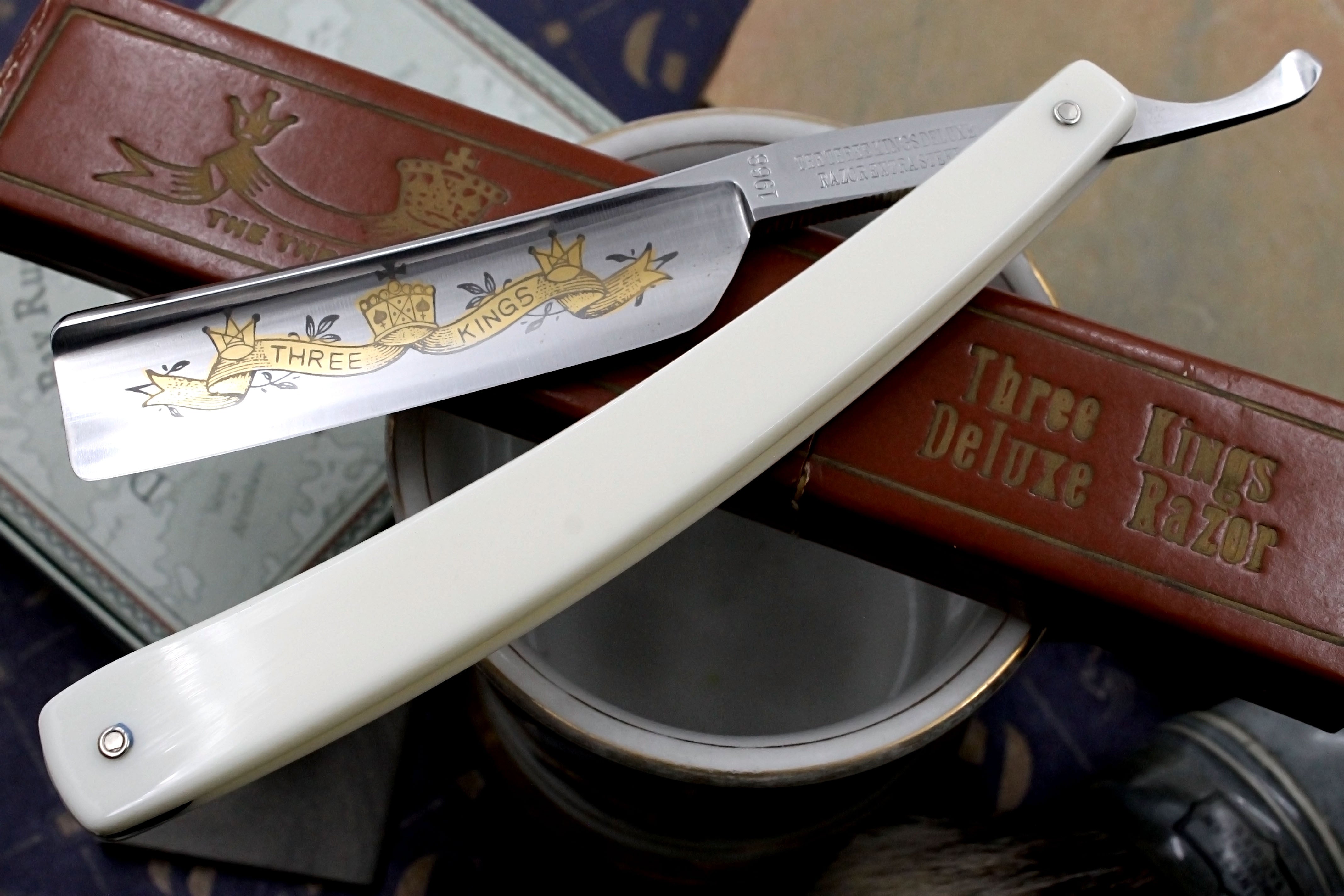 Three Kings 1968 - 13/16 Full Hollow Blade Like New - Vintage Japanese Straight Razor - Shave Ready