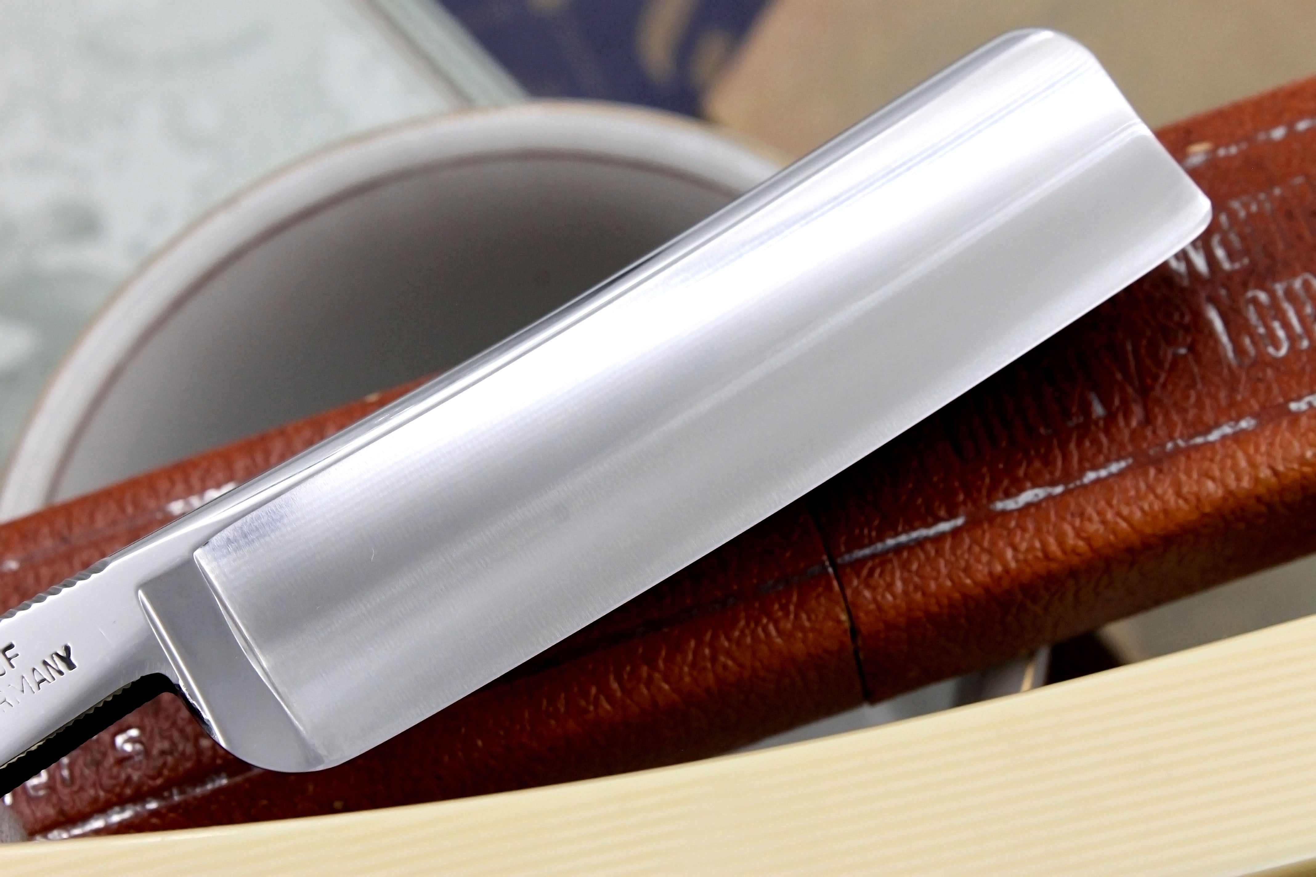 Ed Wusthoff Barber's King - Like New 13/16 Full Hollow Blade - Vintage Solingen Straight Razor - Shave Ready