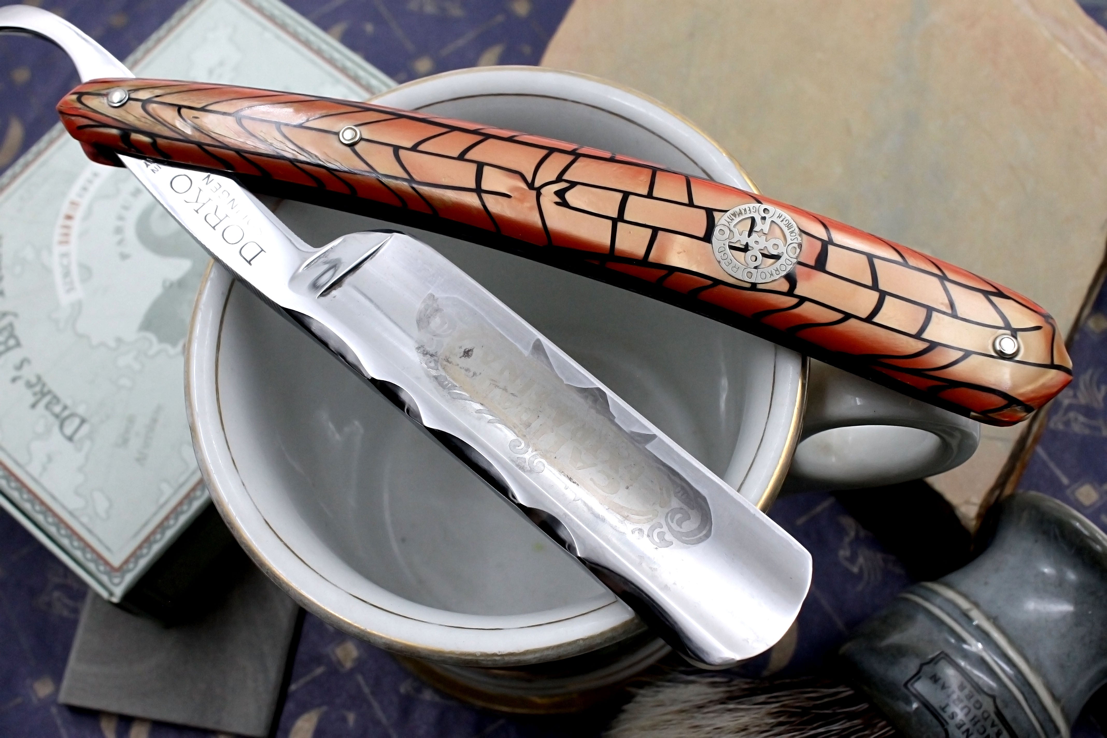 Dorko No. 207 6/8 Blade - Excellent Fancy Full Hollow Vintage Solingen Straight Razor - Shave Ready