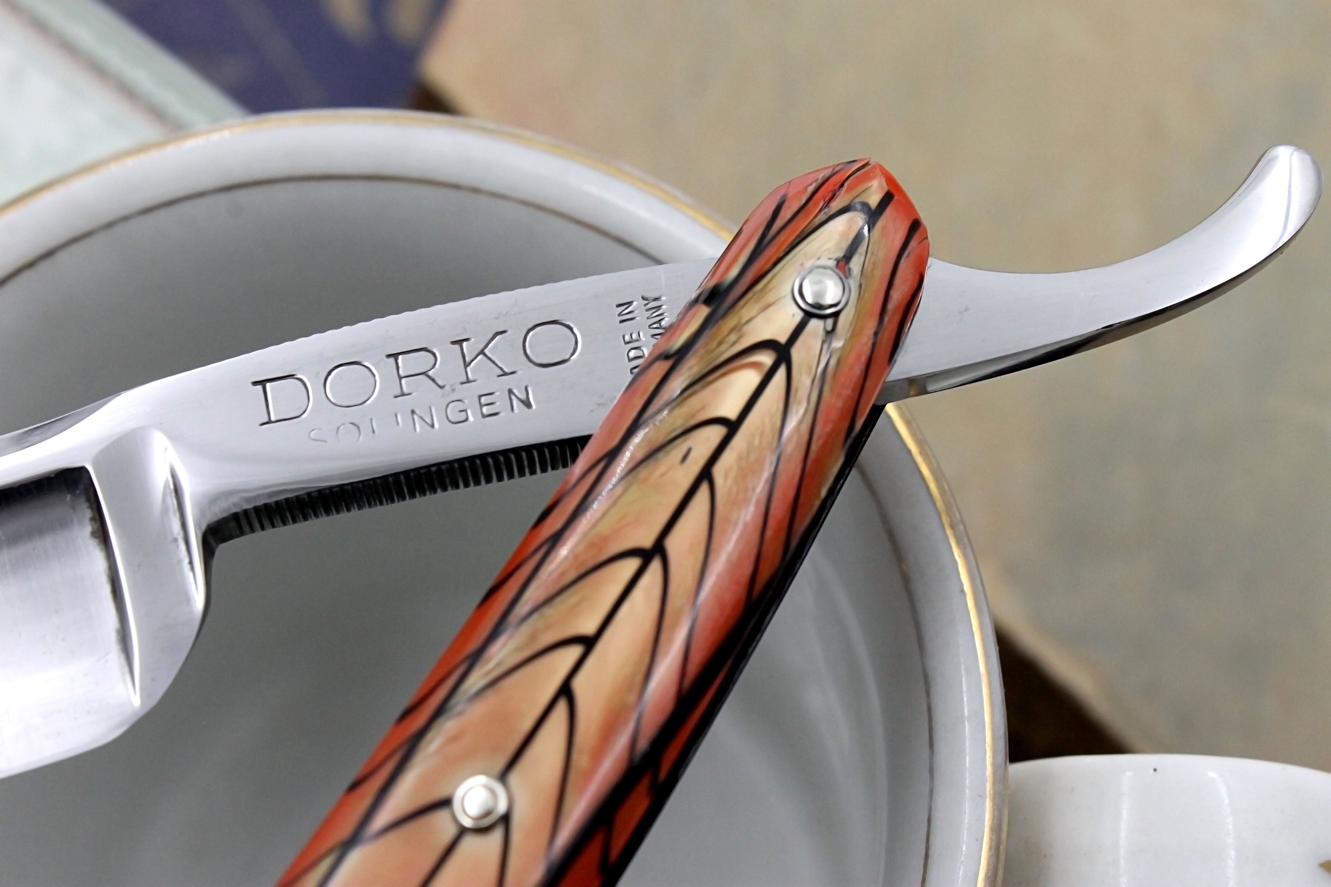 Dorko No. 207 6/8 Blade - Excellent Fancy Full Hollow Vintage Solingen Straight Razor - Shave Ready