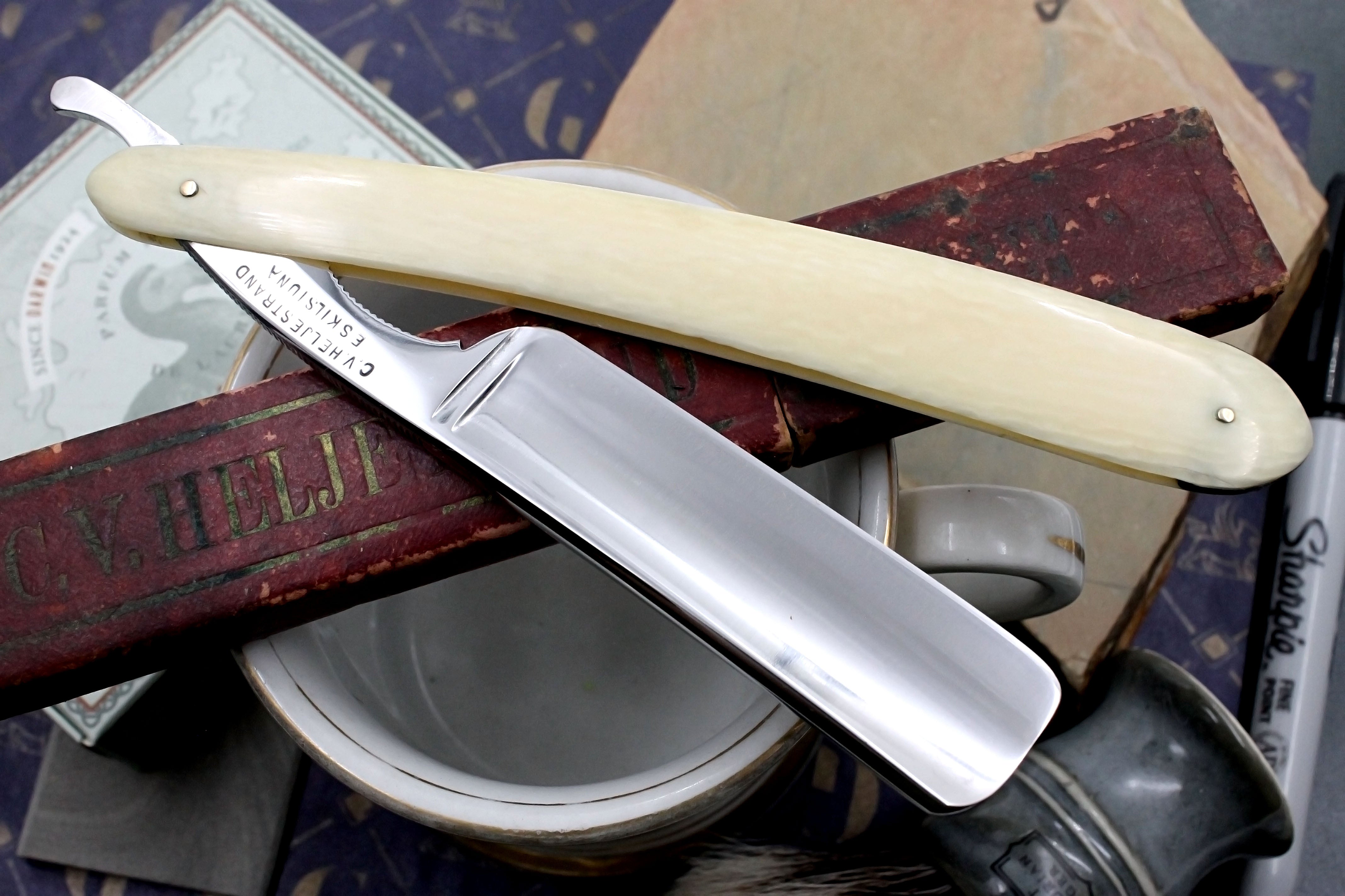 C.V. Heljestrand MK No.33 13/16 Blade - Ivory Scaled Eskilstuna Sweden Straight Razor - Shave Ready