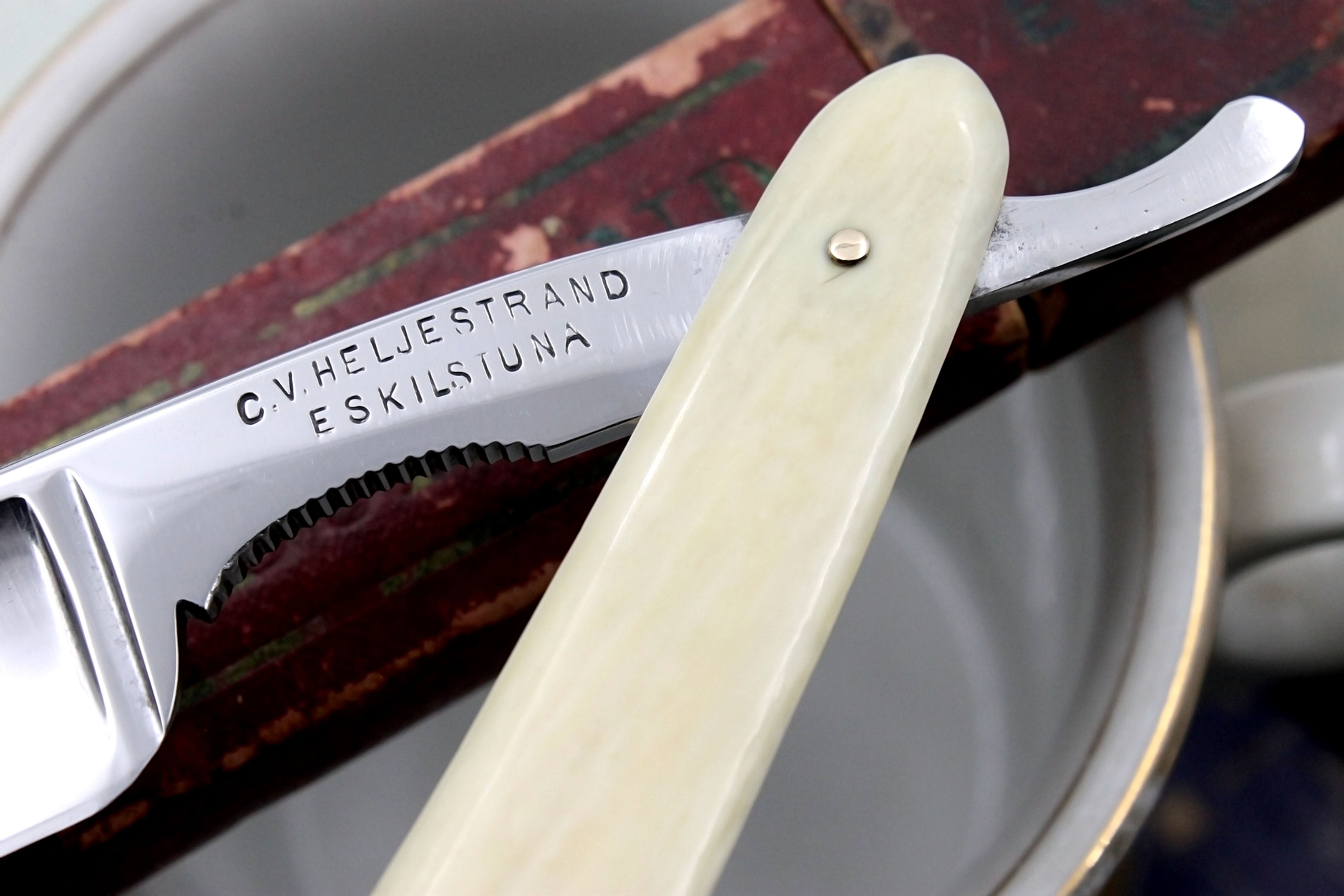 C.V. Heljestrand MK No.33 13/16 Blade - Ivory Scaled Eskilstuna Sweden Straight Razor - Shave Ready