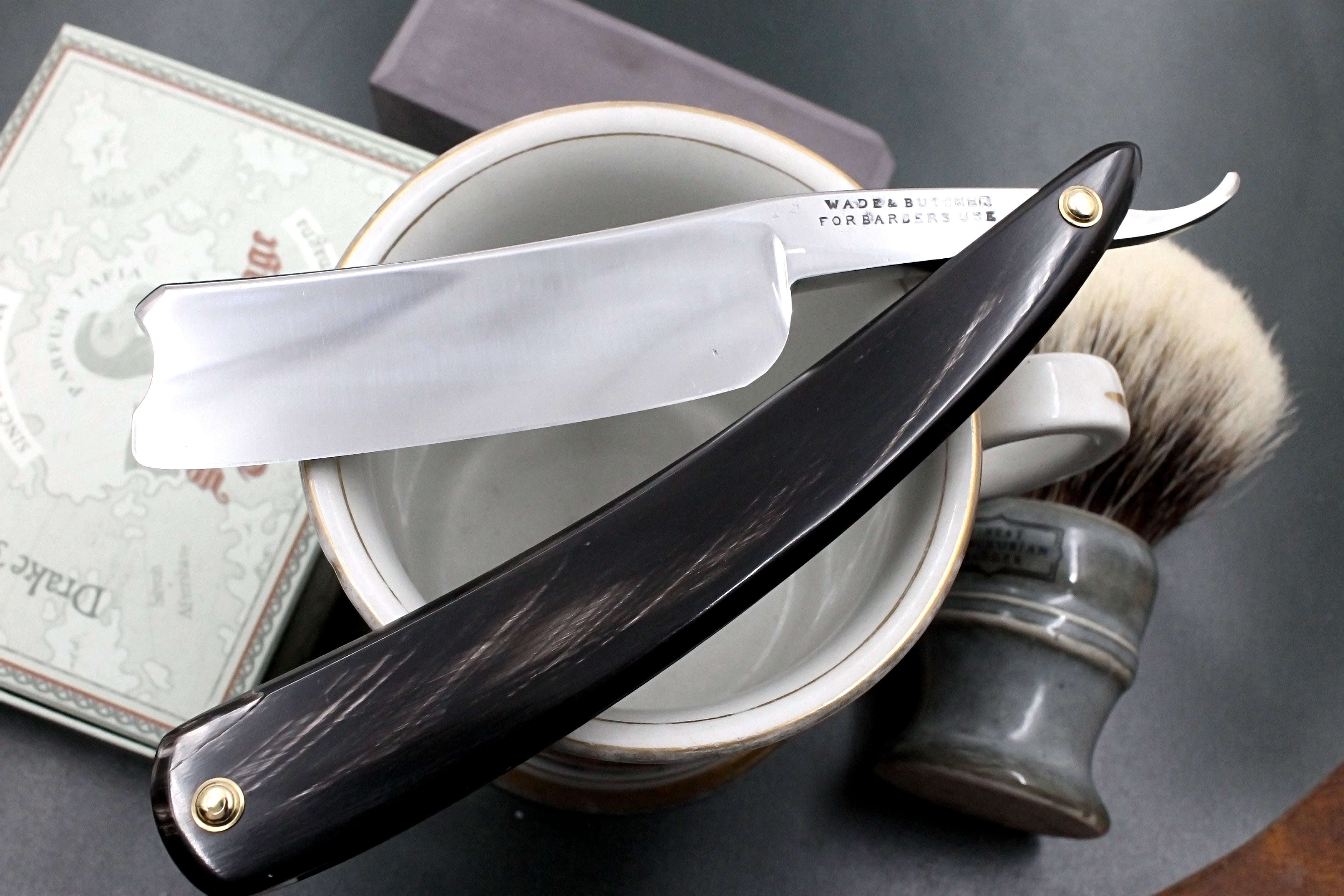 Wade & Butcher "For Barbers Use" - 15/16" Blade with Custom Horn Scales - Restored Sheffield Straight Razor - Shave Ready