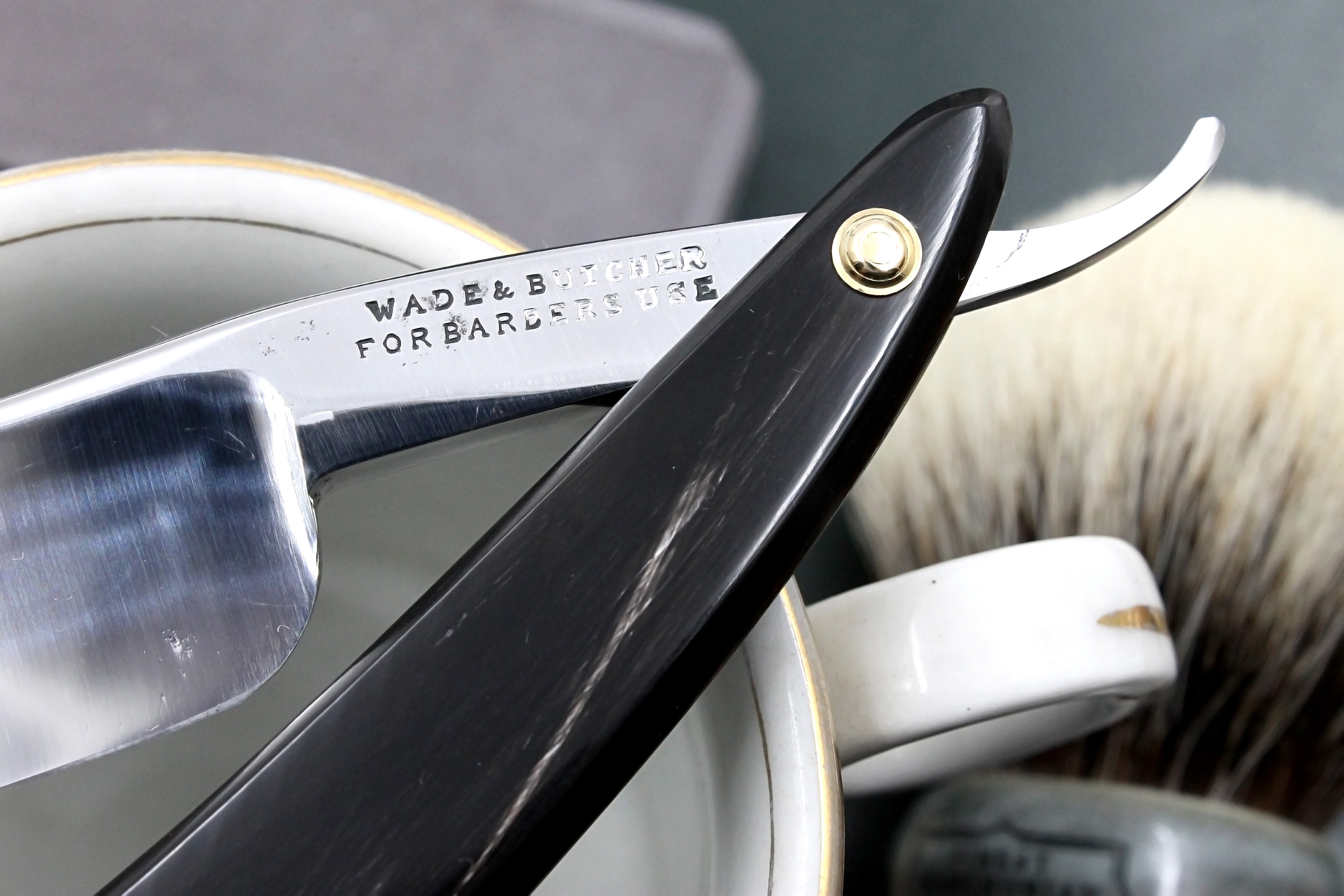 Wade & Butcher "For Barbers Use" - 15/16" Blade with Custom Horn Scales - Restored Sheffield Straight Razor - Shave Ready