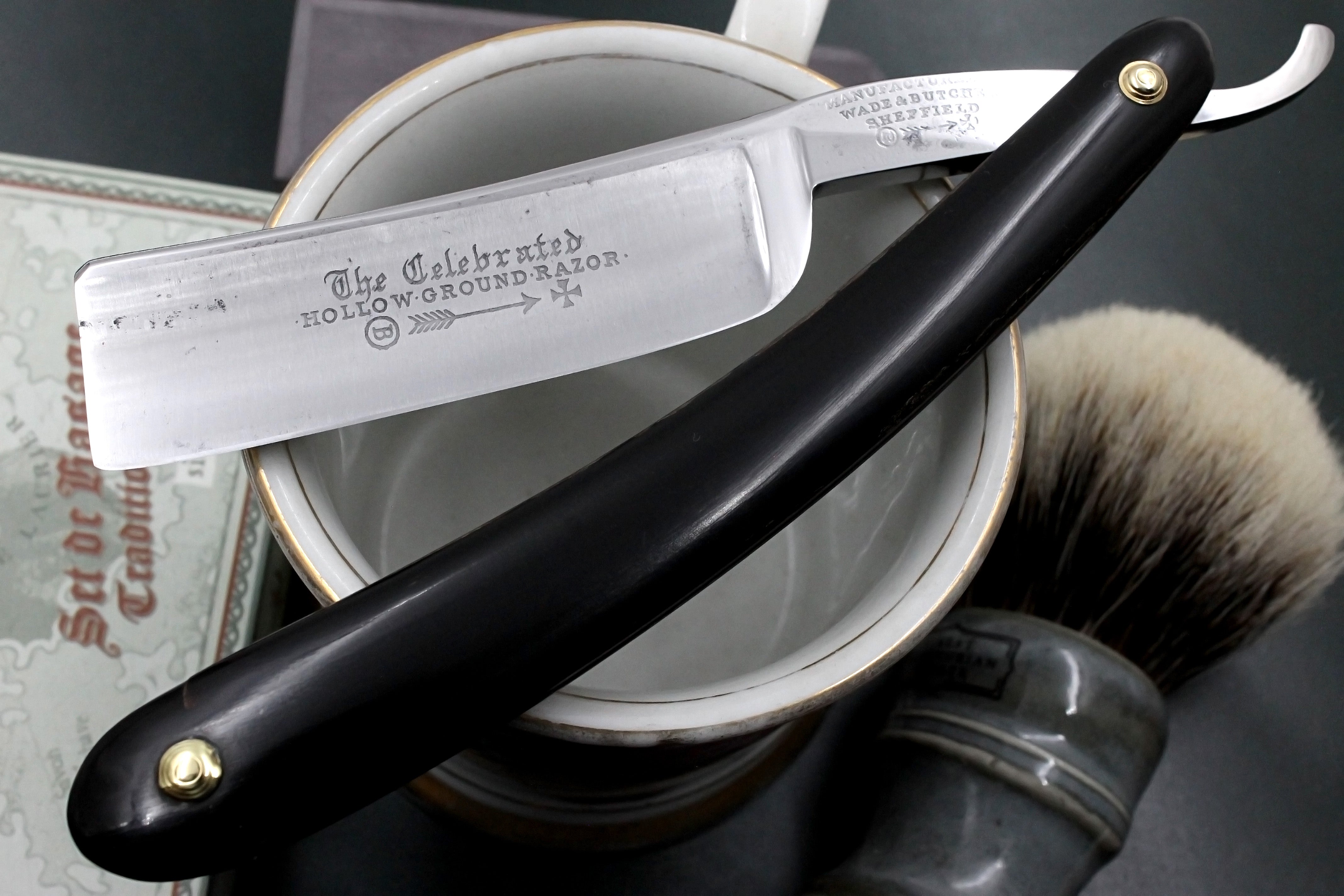 Wade & Butcher Celebrated Hollow Ground 15/16" wide - Fully Restored with Original Scales Sheffield Straight Razor - Shave Ready